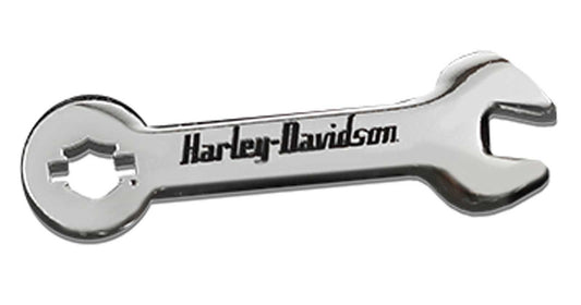 Perno in metallo con chiave a barra e scudo Harley-Davidson® da 1,5 pollici, finitura argento lucido