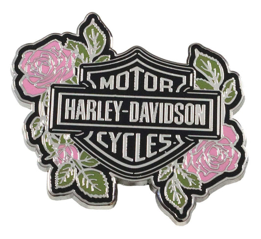 Spilla in metallo Harley-Davidson® da 1,5 pollici con motivo Orchid Blossom Bar & Shield, finitura argento