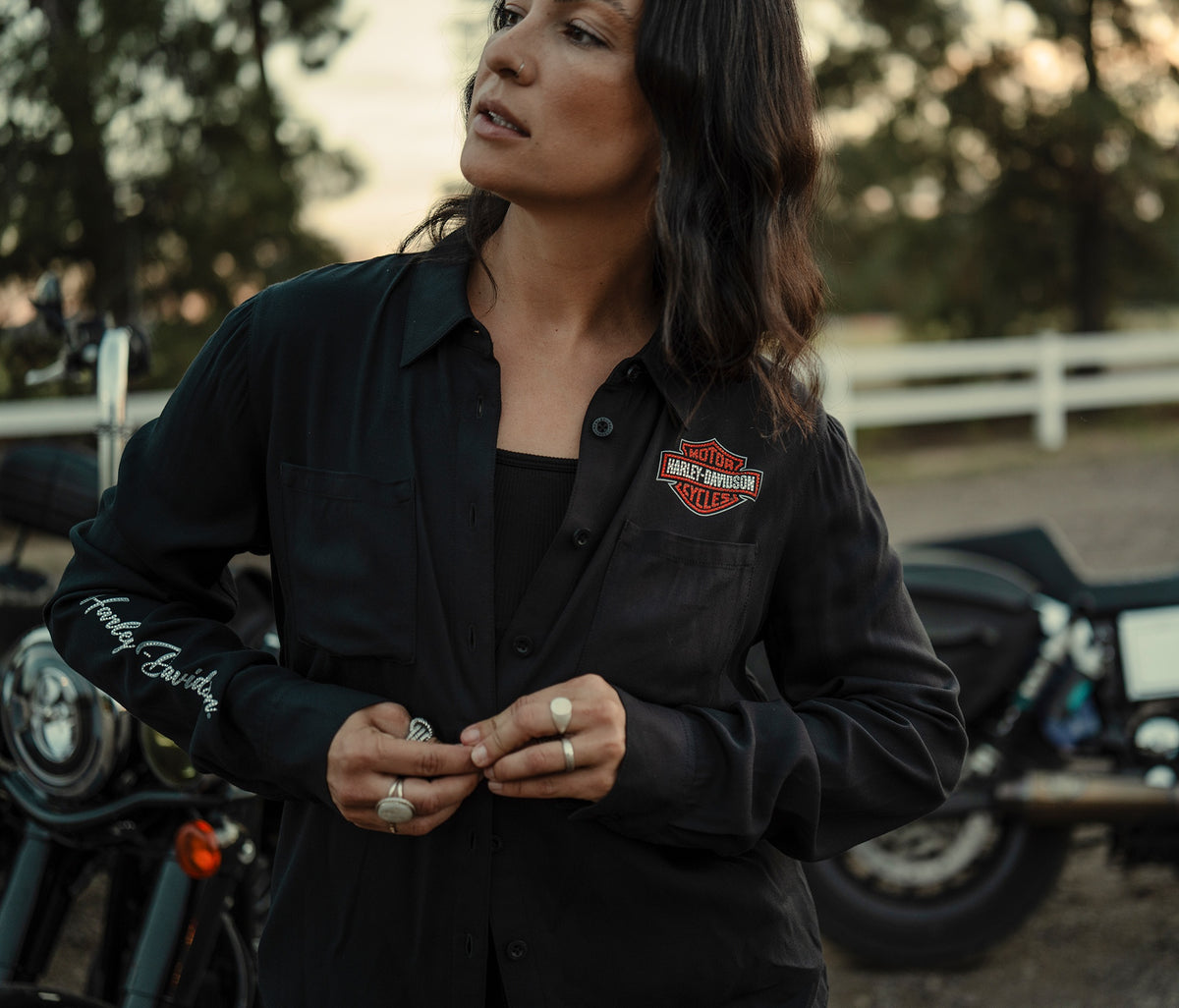 Camicia a maniche lunghe da donna Harley-Davidson con logo Bar & Shield in tessuto Bling